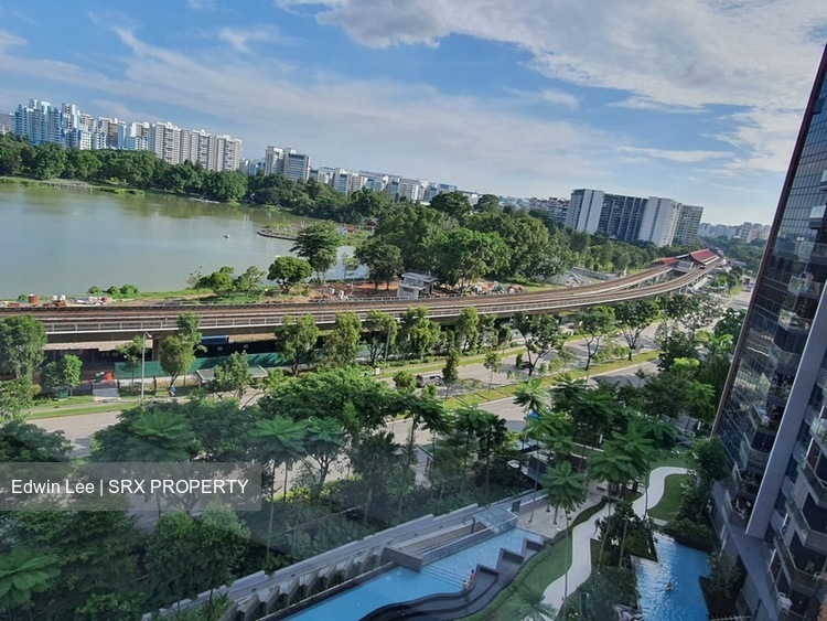 Lake Grande (D22), Condominium #560126111